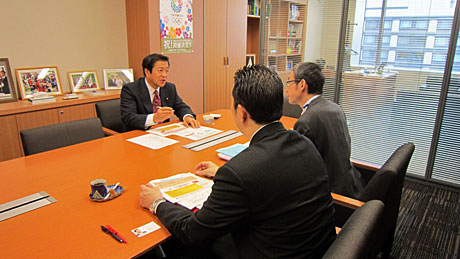 2013_10_29_外務省説明