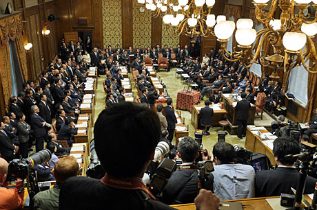 2014_02_28_予算委員会最終日