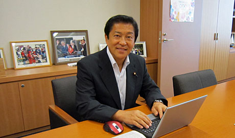 2014_07_08_東京事務所にて