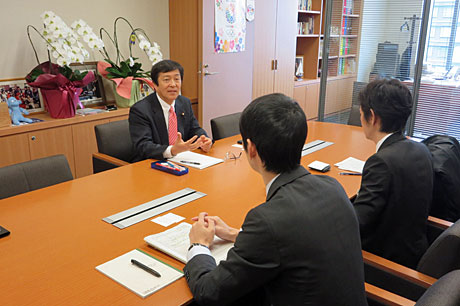 2015_03_04_外務省レク