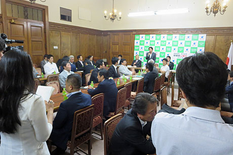 2015_07_03_両院議員懇談会