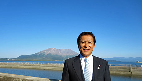 2015_10_15_桜島バックに