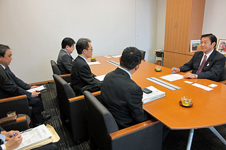 2016_10_05_%e5%86%85%e9%96%a3%e5%ba%9c%e3%81%8b%e3%82%89%e3%81%ae%e3%83%ac%e3%82%af