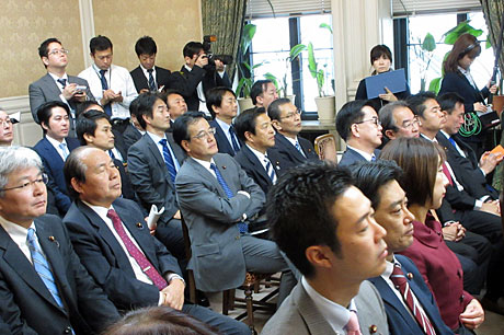 2016_11_08_%e5%b2%a1%e7%94%b0%e4%bb%a3%e8%a1%a8%e3%81%a8%e3%81%aa%e3%82%8a